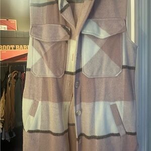 Elegant Pink and Cream Plaid Sleeveless Tunic